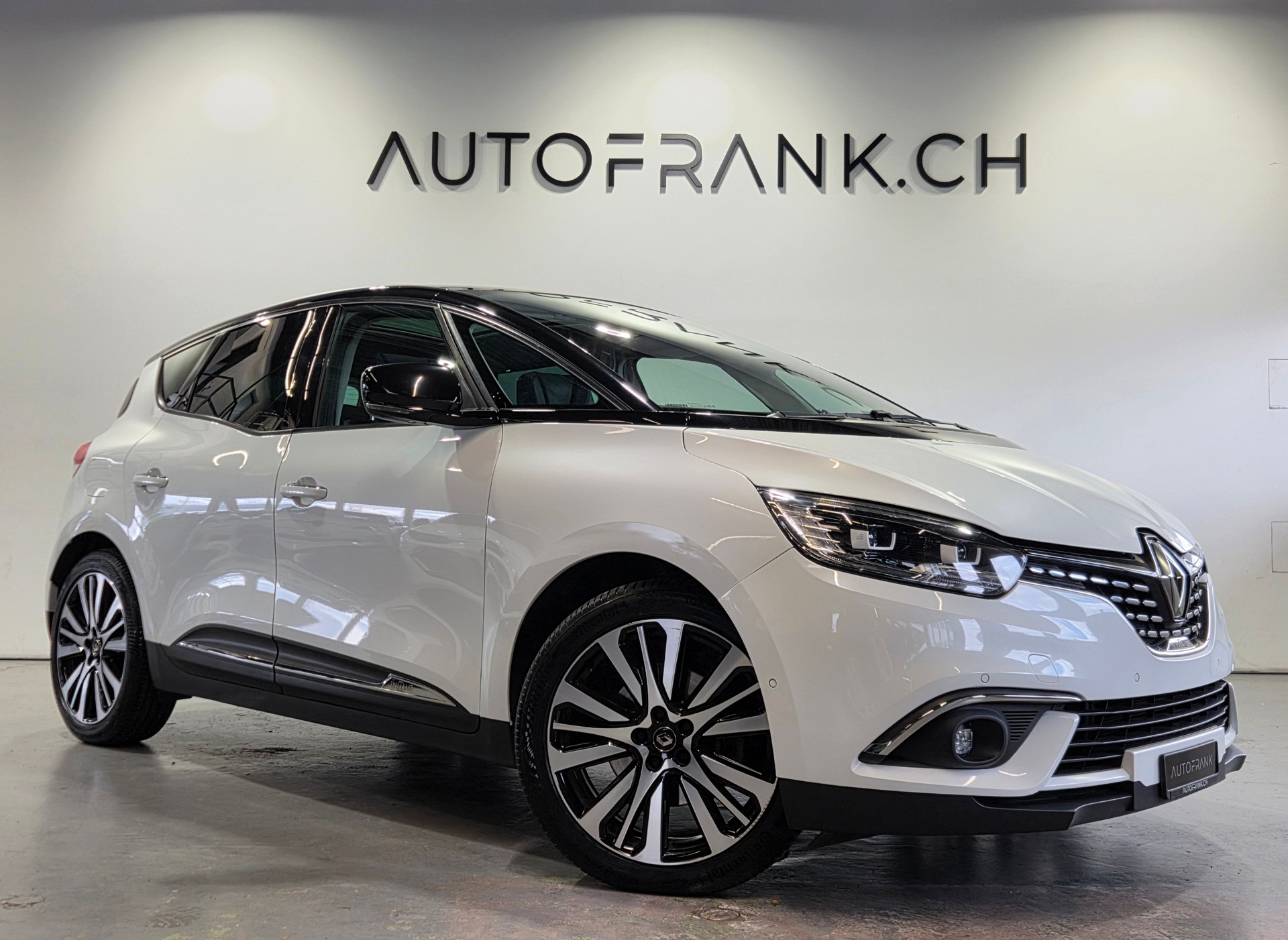 RENAULT Scénic 1.3 TCe 160 Initiale EDC-image-2