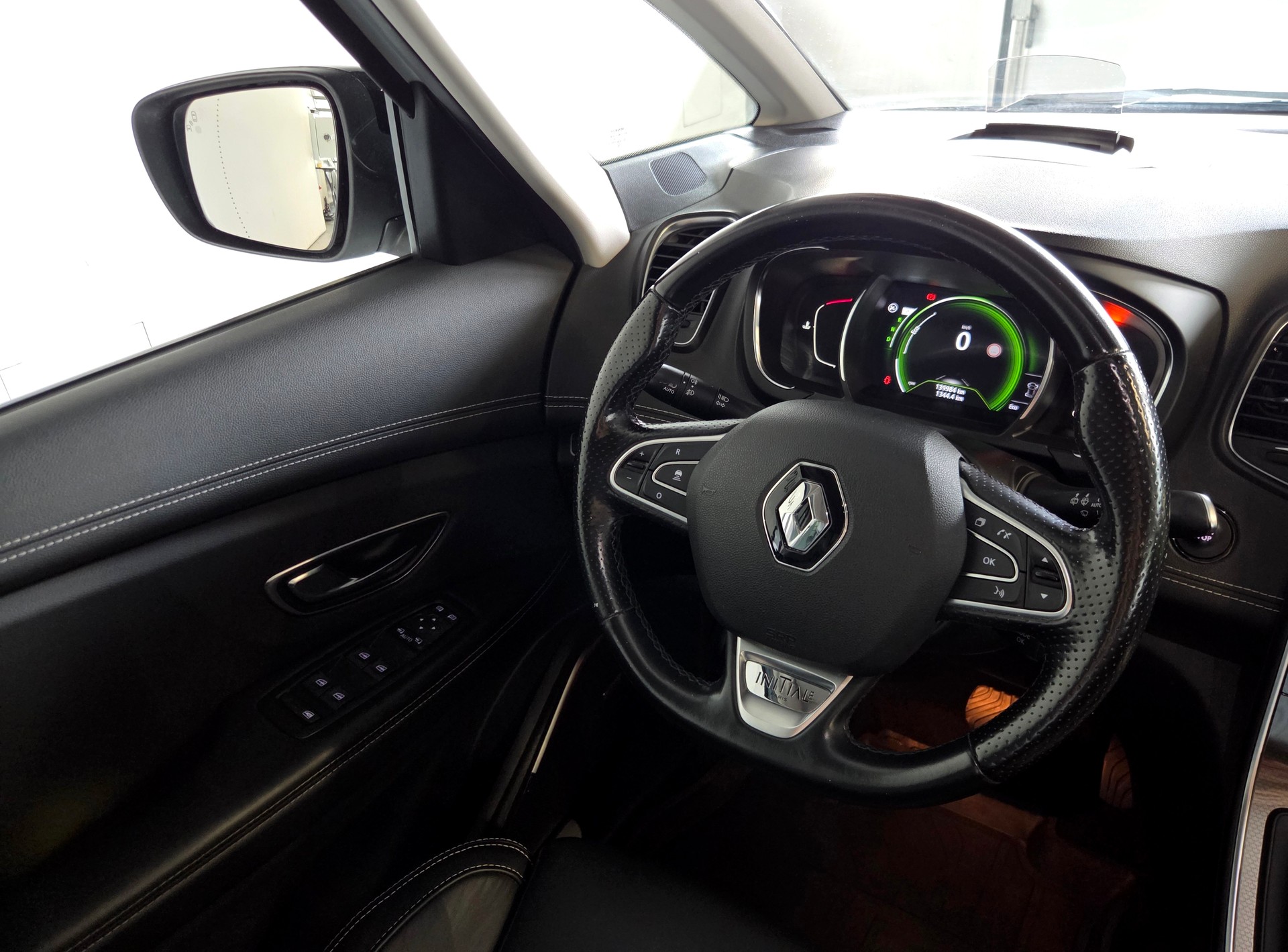 RENAULT Scénic 1.3 TCe 160 Initiale EDC-image-21
