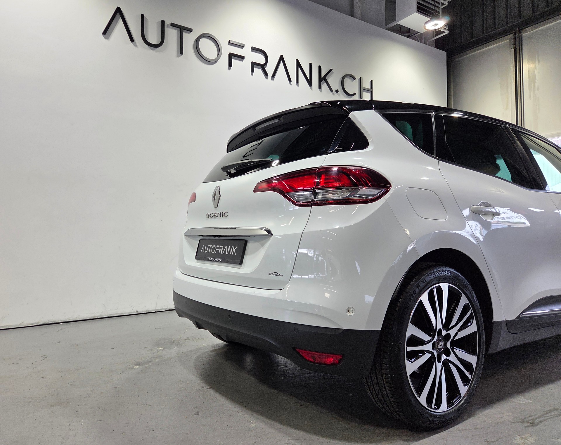 RENAULT Scénic 1.3 TCe 160 Initiale EDC-image-7