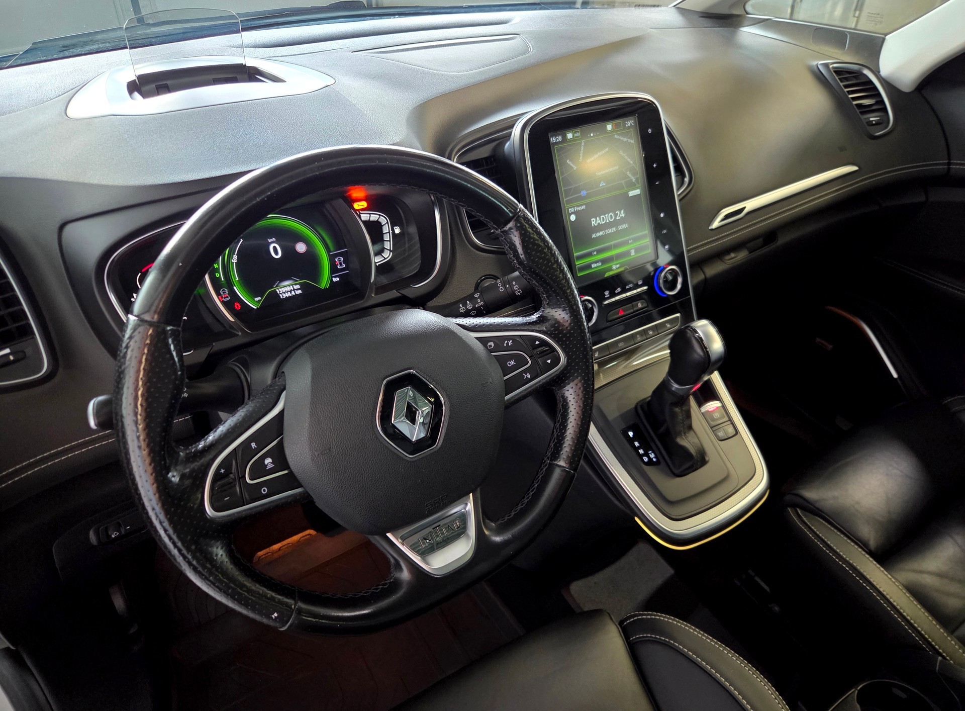 RENAULT Scénic 1.3 TCe 160 Initiale EDC-image-9