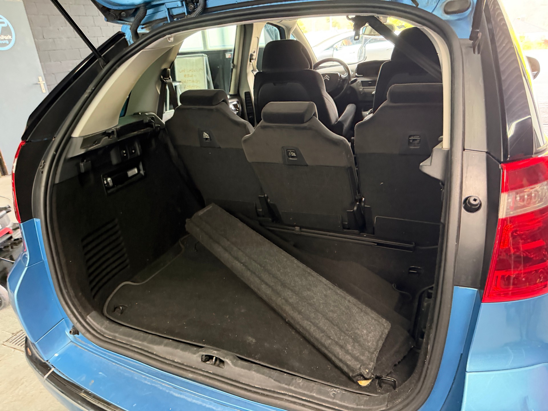CITROEN C4 Picasso 2.0 HDI Exclusive-image-5
