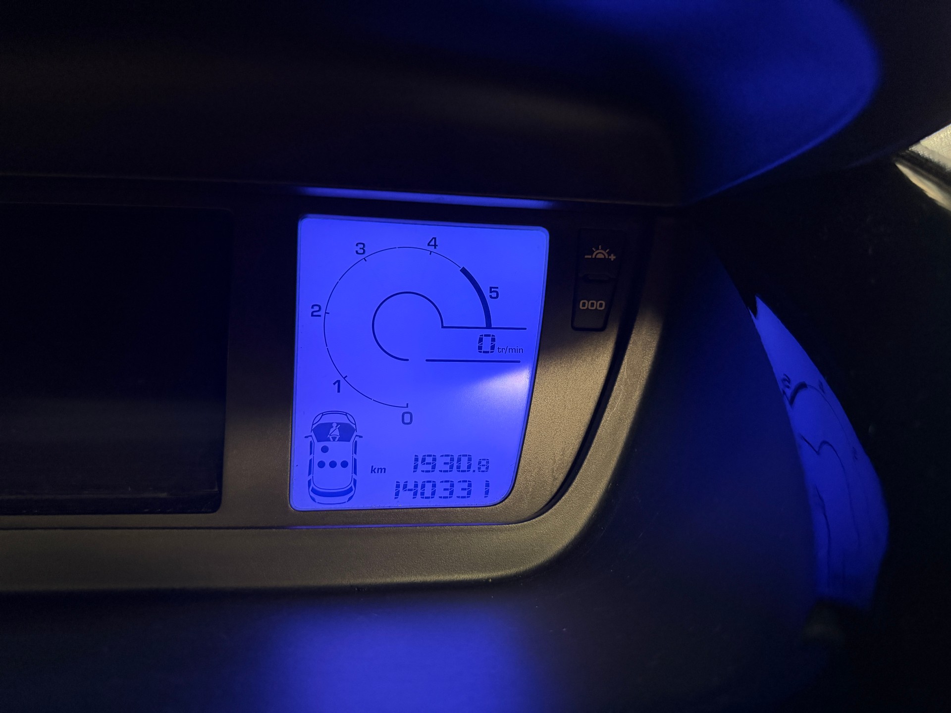 CITROEN C4 Picasso 2.0 HDI Exclusive-image-8