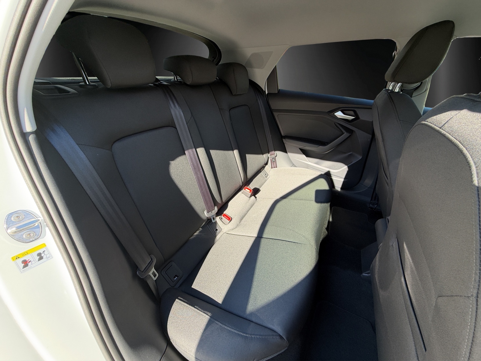 AUDI A1 Sportback 30 TFSI Attraction S-tronic-image-7