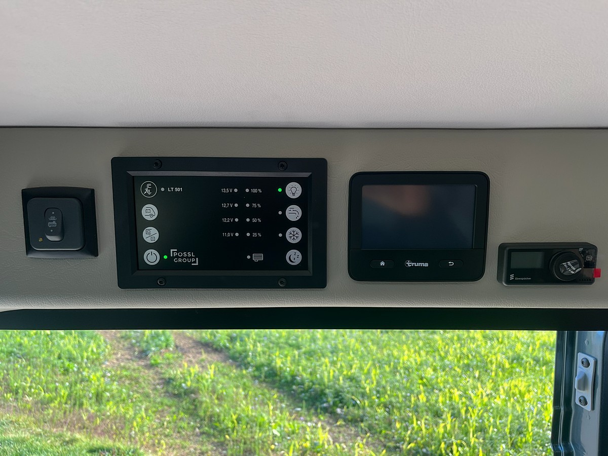 PÖSSL Summit Shine 600 L Automatik+Premium/Solar/Lithium/Markise-image-13