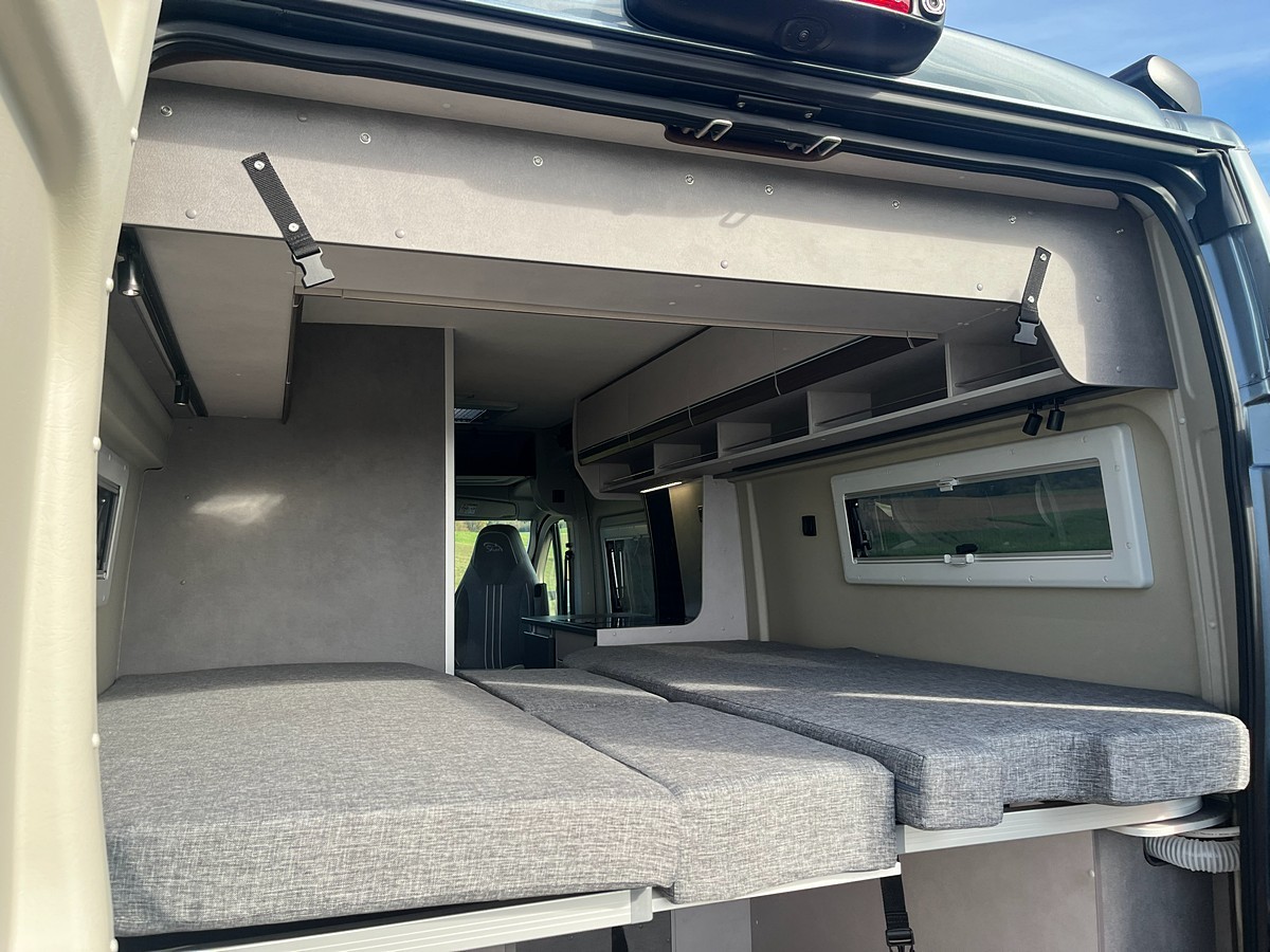 PÖSSL Summit Shine 600 L Automatik+Premium/Solar/Lithium/Markise-image-20