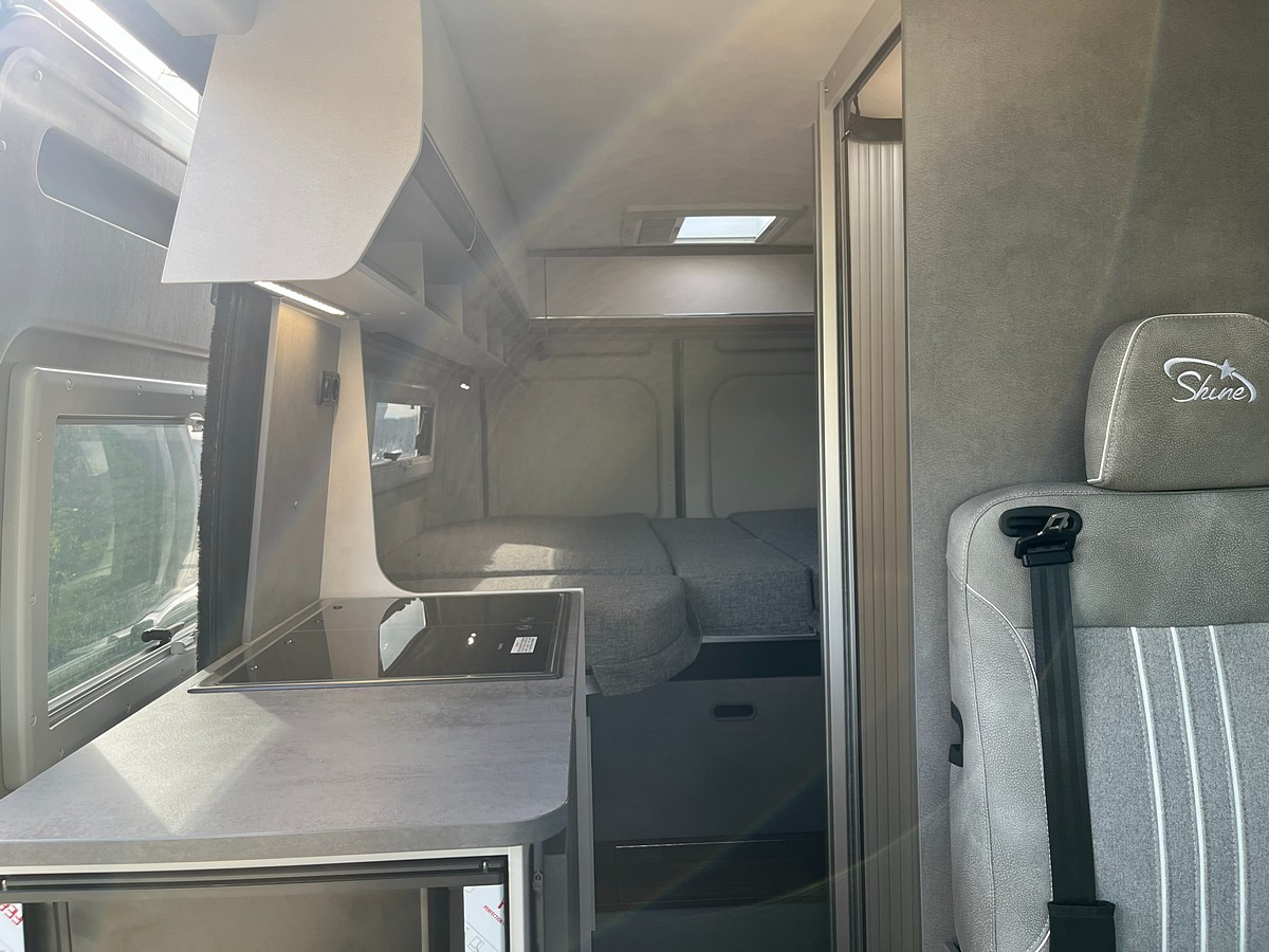 PÖSSL Summit Shine 600 L Automatik+Premium/Solar/Lithium/Markise-image-14