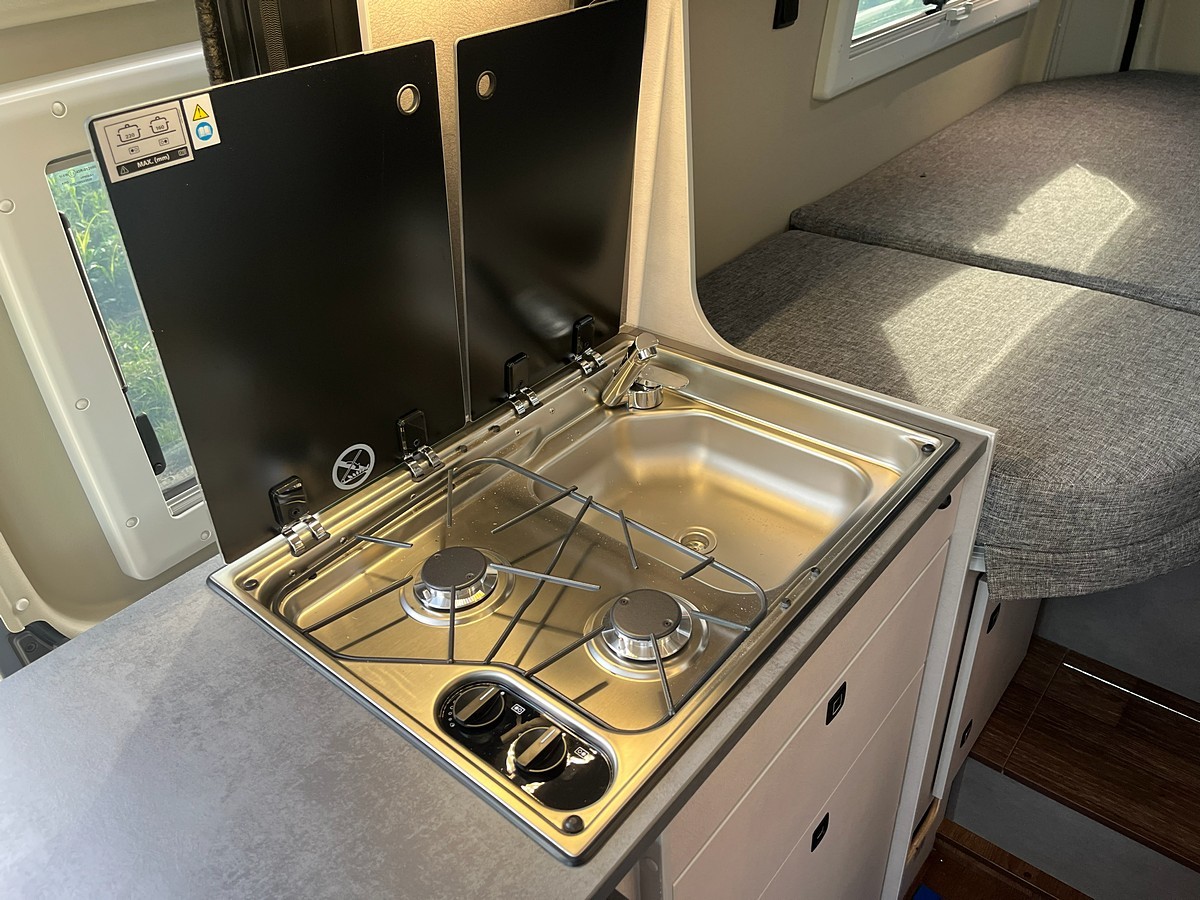 PÖSSL Summit Shine 600 L Automatik+Premium/Solar/Lithium/Markise-image-16