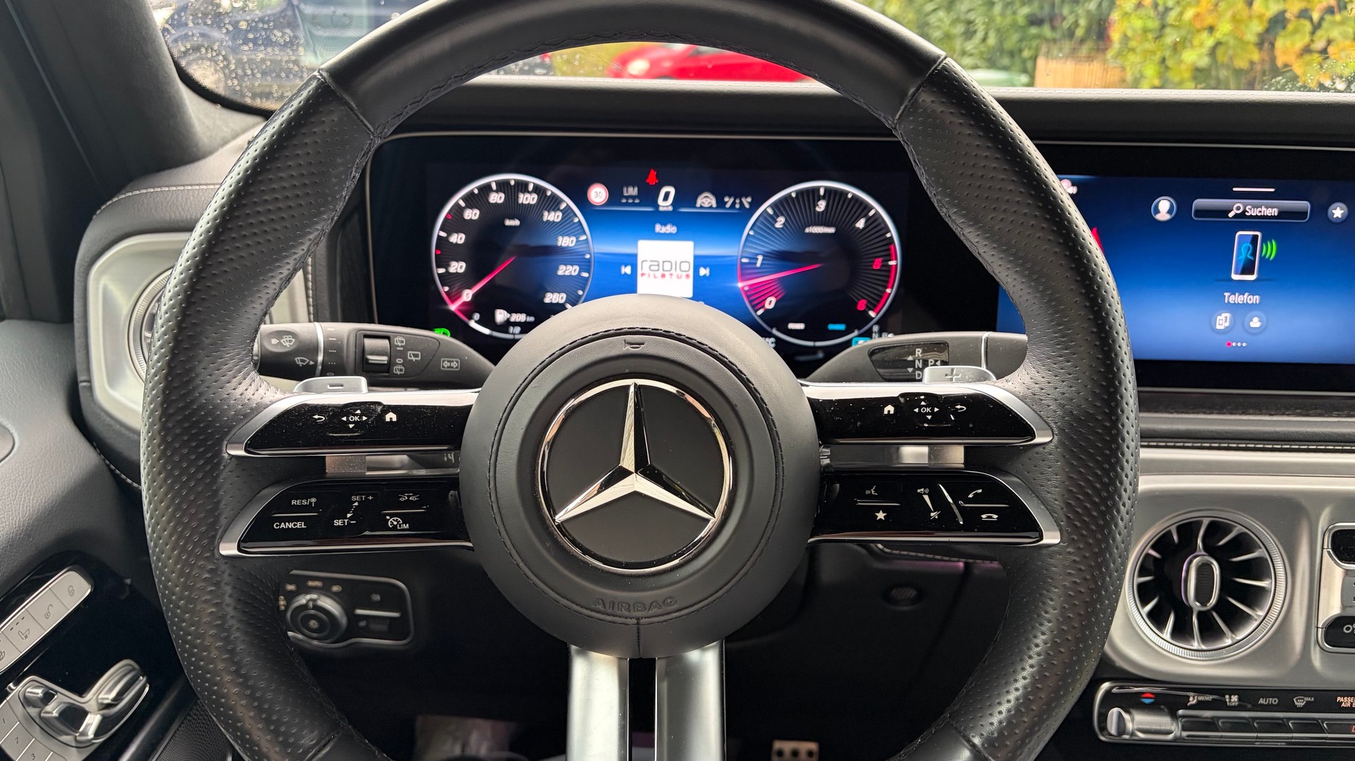 MERCEDES-BENZ G 450 d AMG Line-image-3