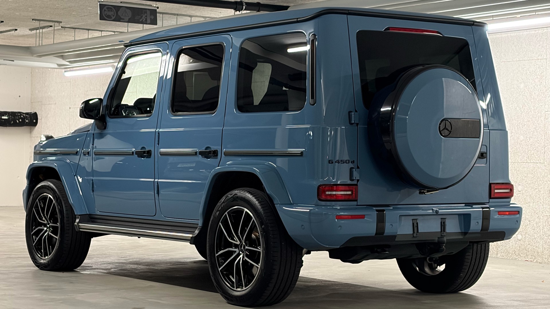 MERCEDES-BENZ G 450 d AMG Line