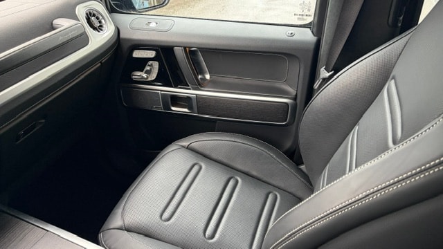 MERCEDES-BENZ G 450 d AMG Line-image-5