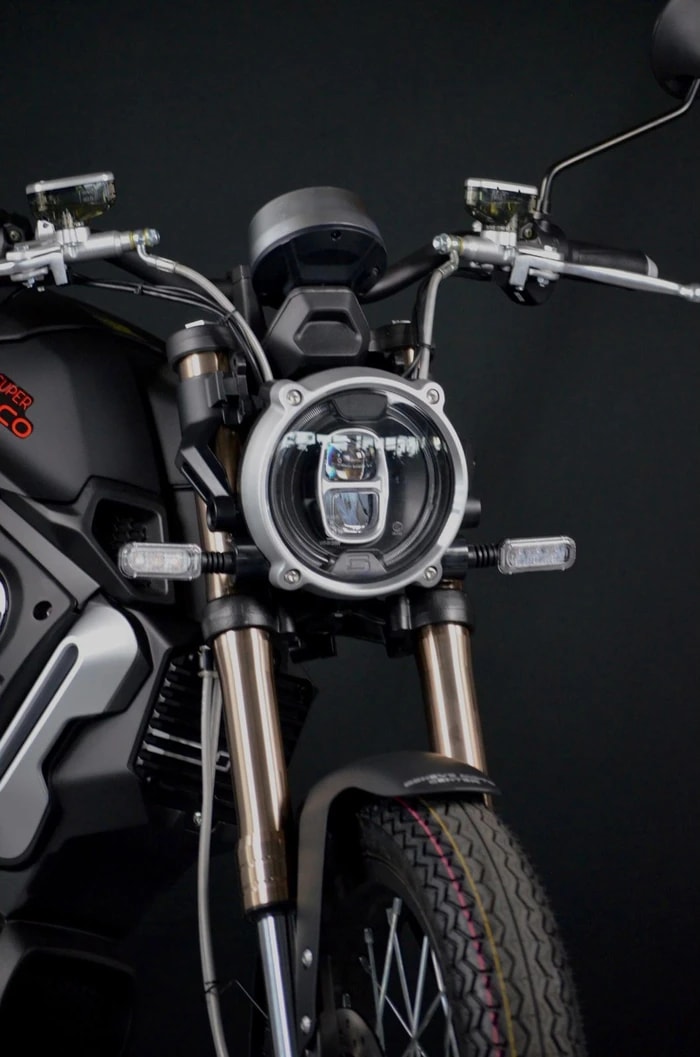 SUPER SOCO TC-showroom-element-2