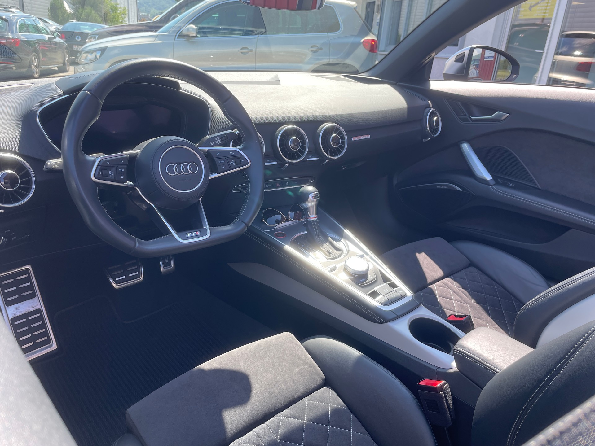 AUDI TTS Roadster 2.0 TFSI quattro S-tronic-image-13