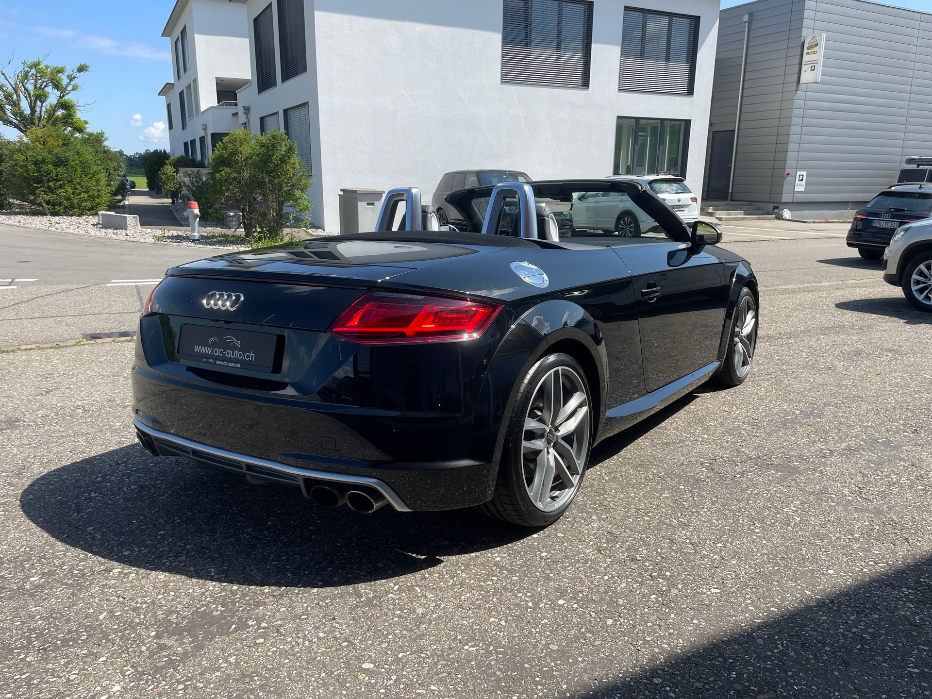 AUDI TTS Roadster 2.0 TFSI quattro S-tronic-image-10