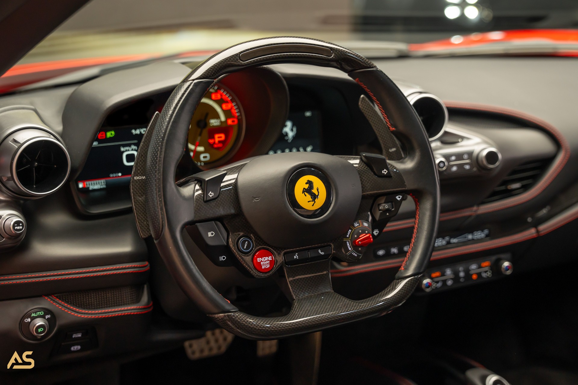 FERRARI F8 Tributo (CH) ROSSO CORSA | FERRARI GARANTIE | Liftsystem | Carbon-image-19