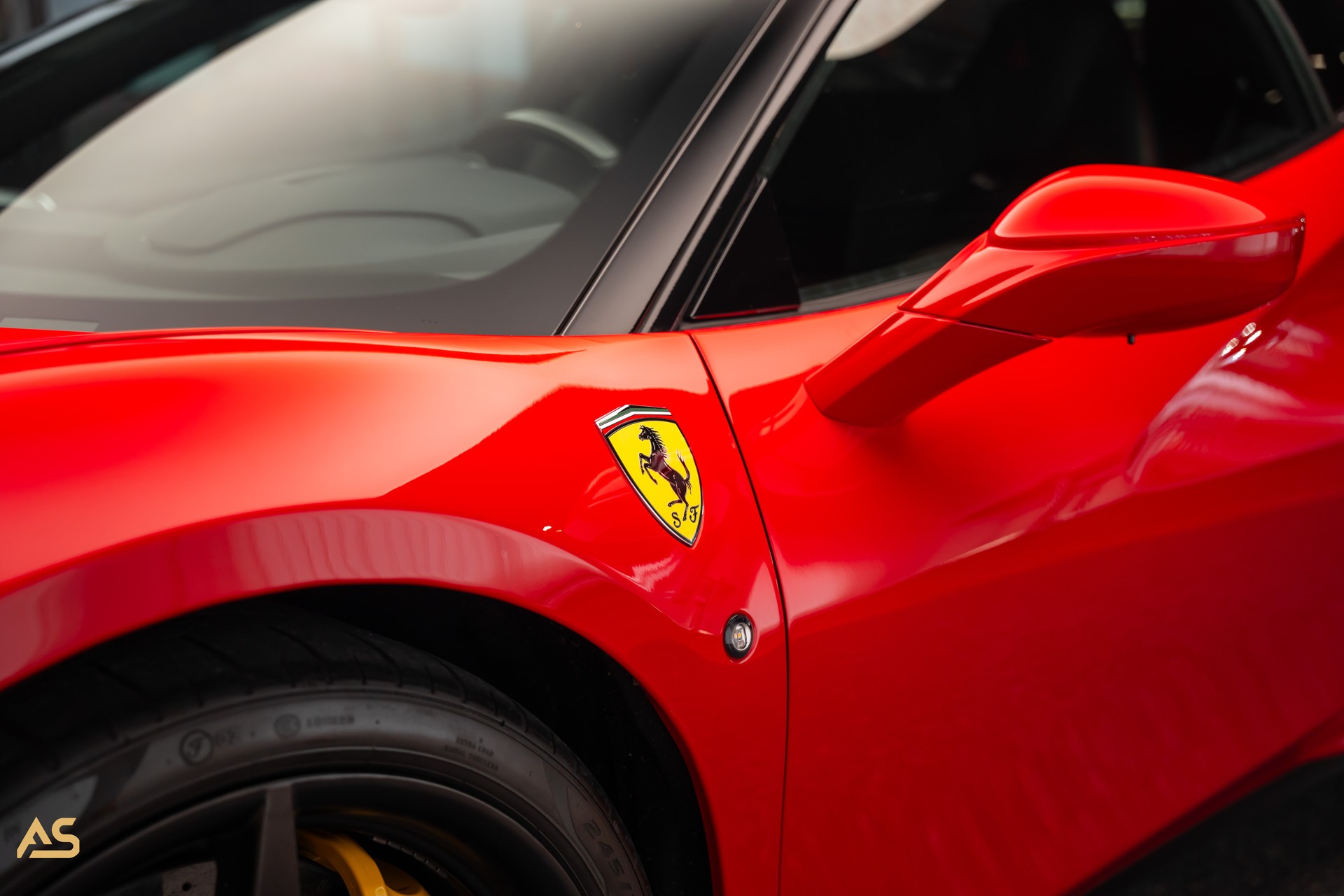 FERRARI F8 Tributo (CH) ROSSO CORSA | FERRARI GARANTIE | Liftsystem | Carbon-image-10