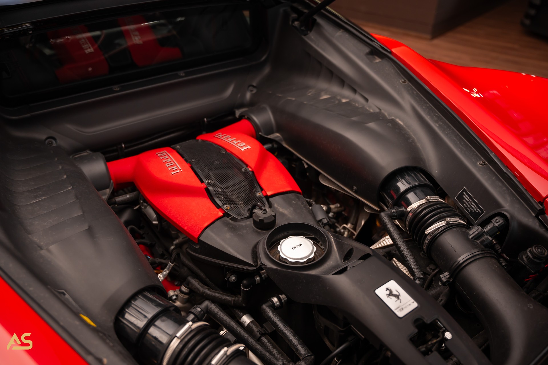 FERRARI F8 Tributo (CH) ROSSO CORSA | FERRARI GARANTIE | Liftsystem | Carbon-image-11