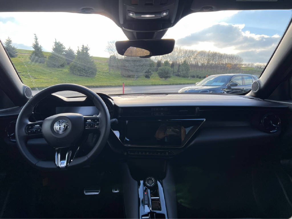 ALFA ROMEO Junior 1.2 Ibrida Speciale-image-9