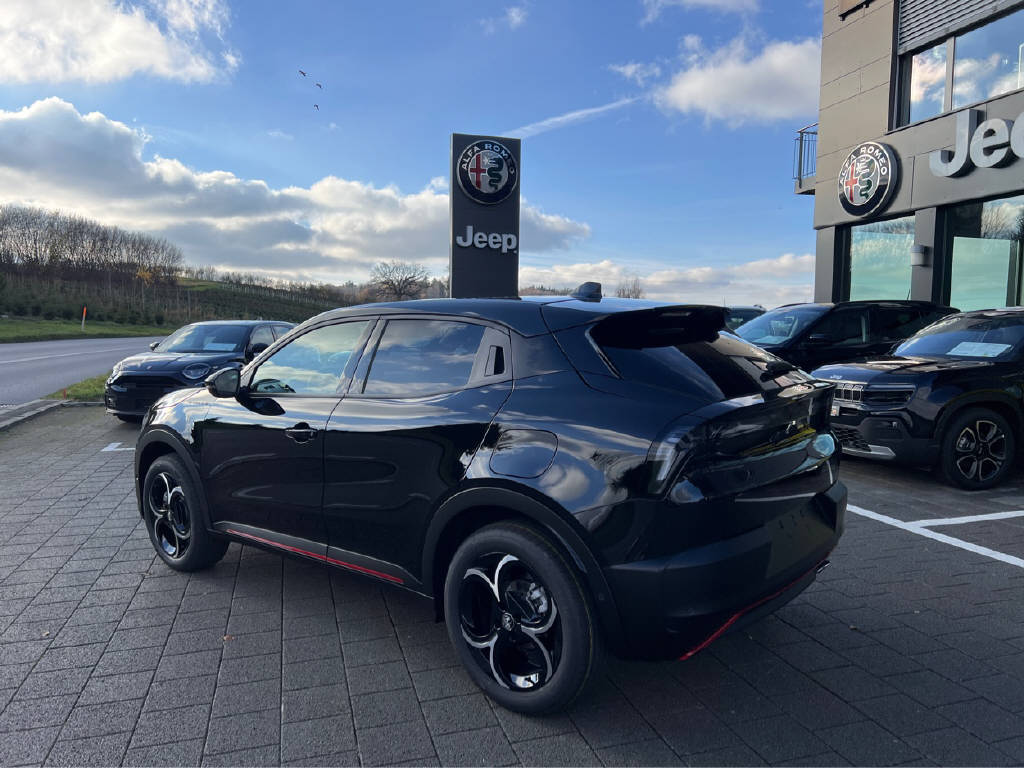 ALFA ROMEO Junior 1.2 Ibrida Speciale-image-3