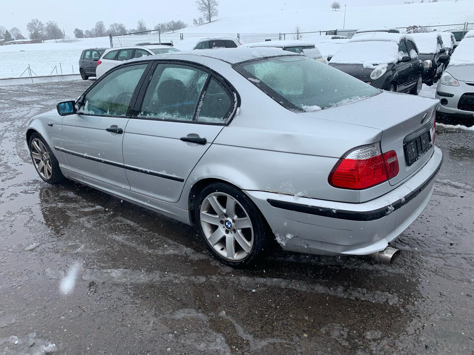 BMW 316i-image-3