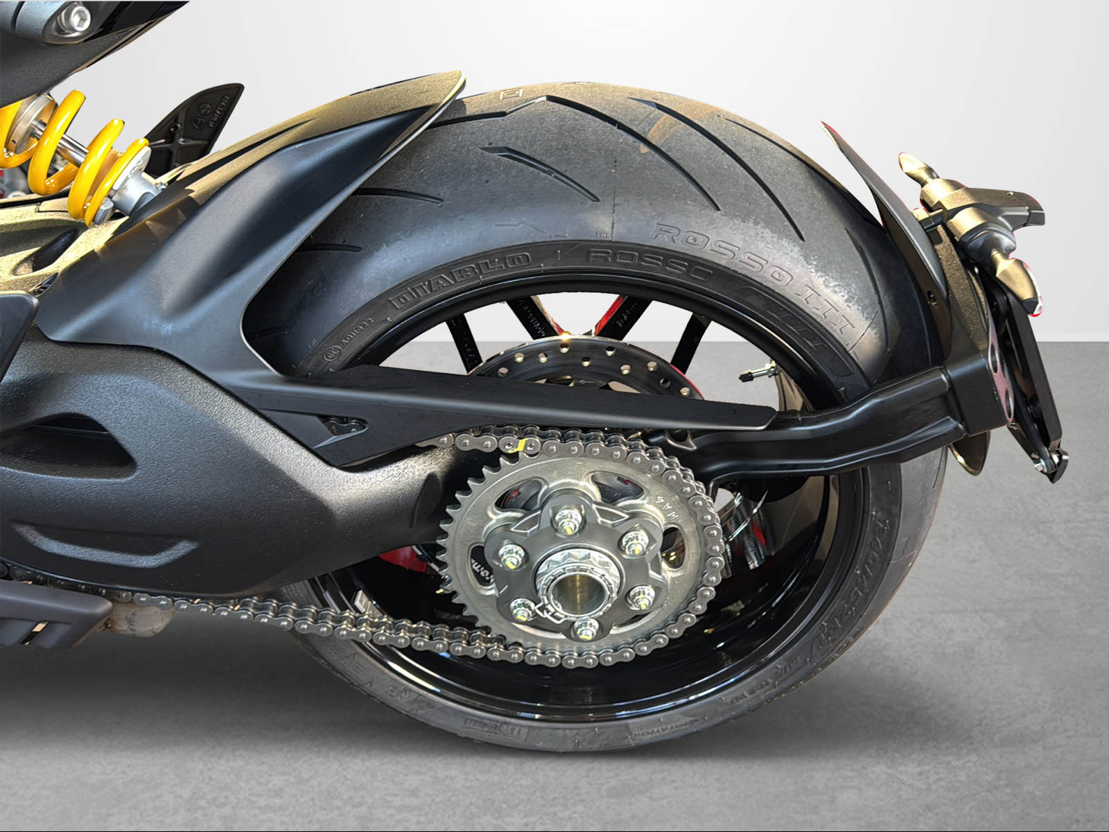 DUCATI XDiavel V4-image-8