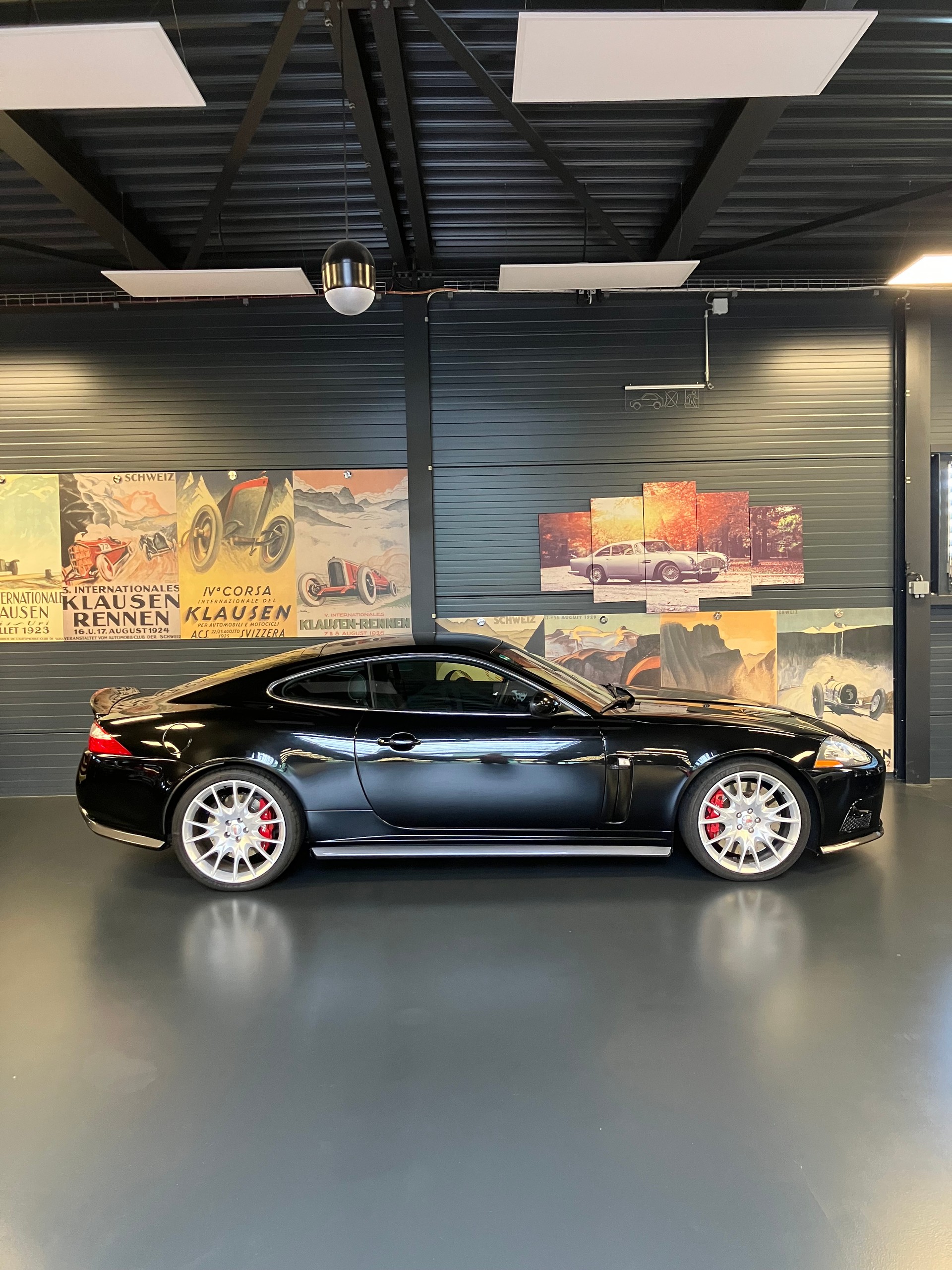JAGUAR XKR-S 4.2 V8 SC Automatic-image-1