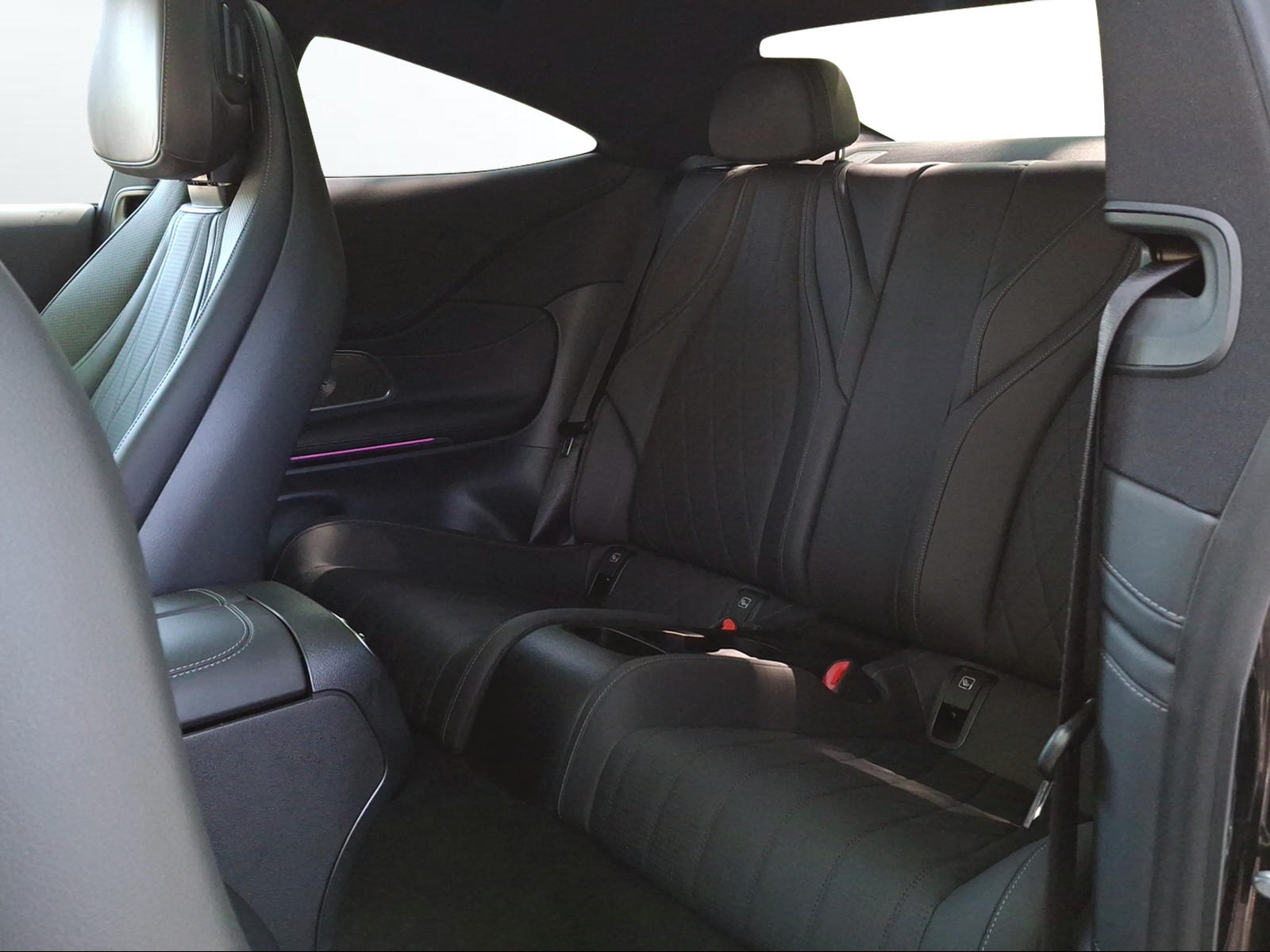 MERCEDES-BENZ CLE 300 AMG Line 4Matic Coupé *3.9% Leasing*-image-11