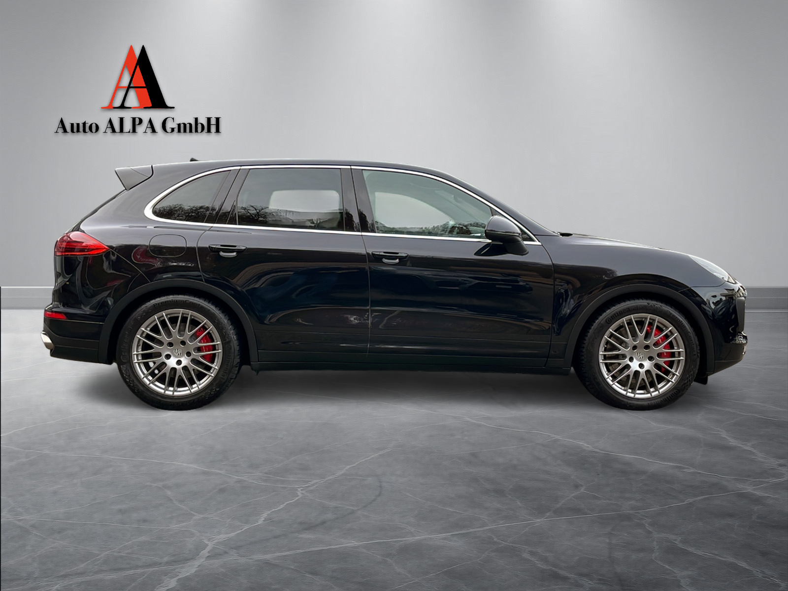 PORSCHE Cayenne Turbo-image-4