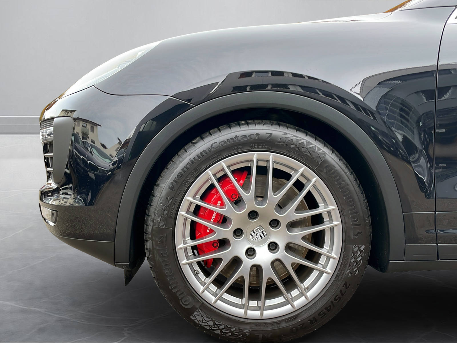 PORSCHE Cayenne Turbo-image-6