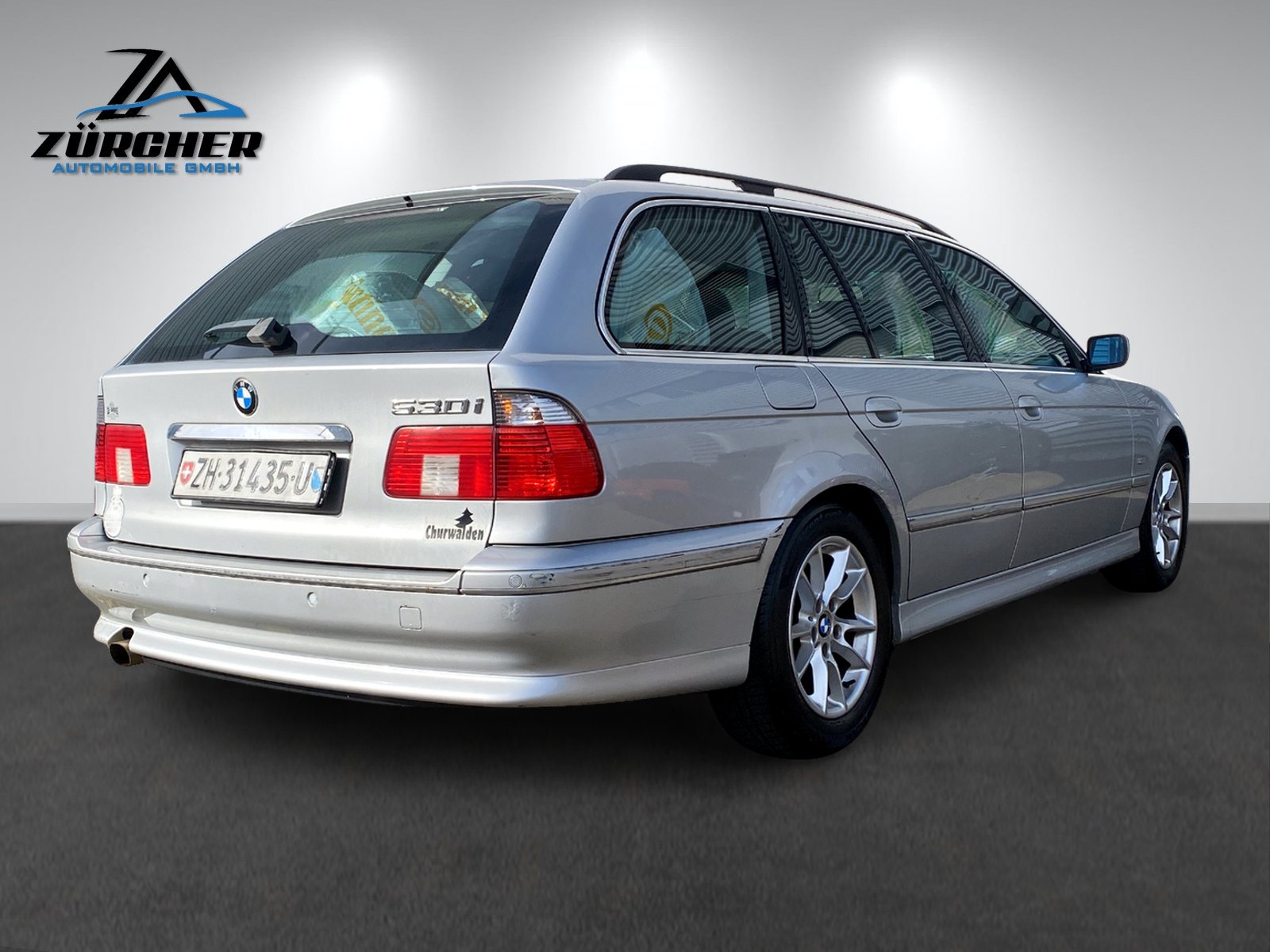 BMW 530i Touring-image-6