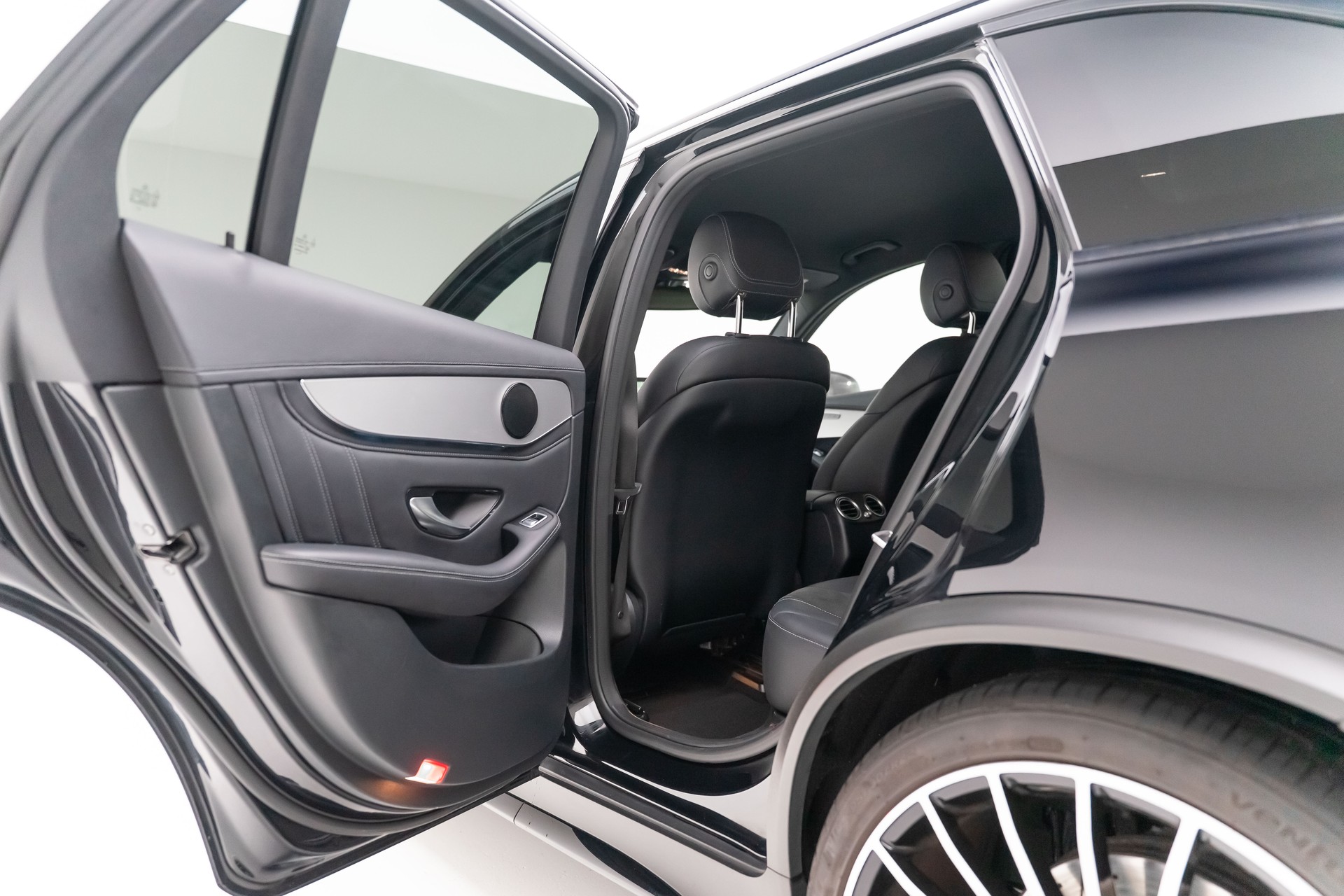 MERCEDES-BENZ GLC 63 AMG 4Matic+ 9G-Tronic-image-20