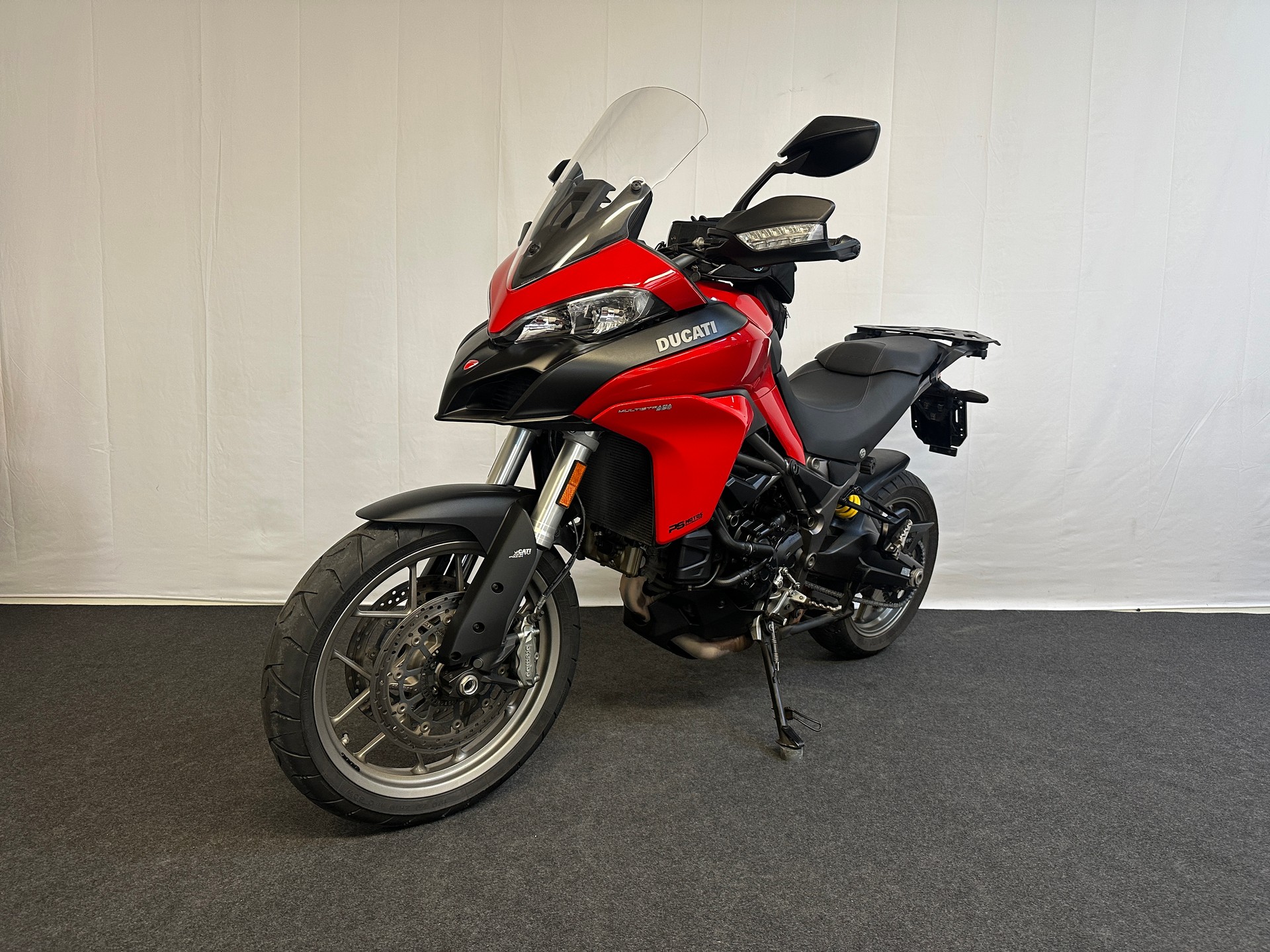 DUCATI Multistrada 950-showroom-element-2