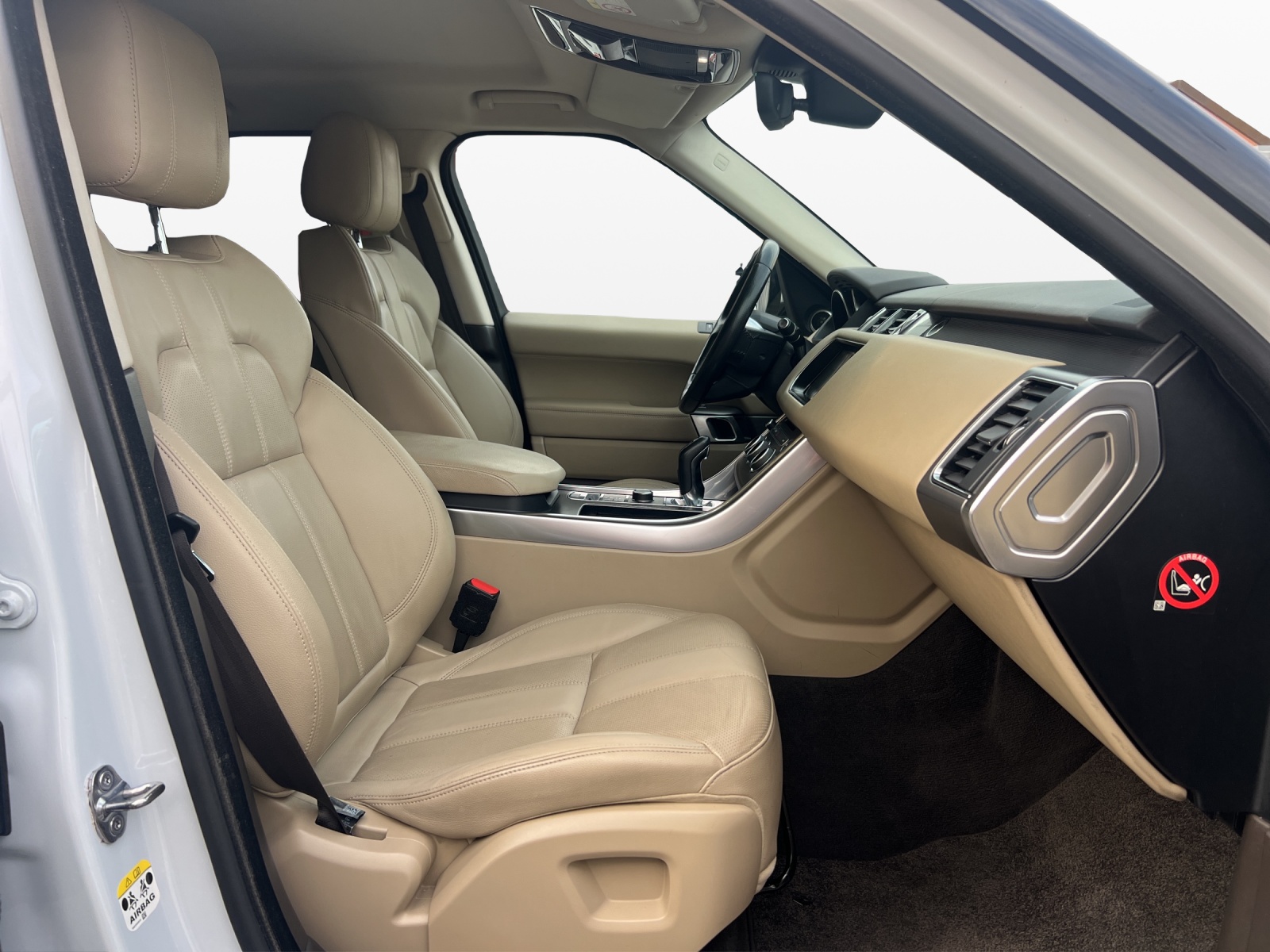 LAND ROVER Range Rover Sport 3.0 TDV6 HSE Automatic-image-14