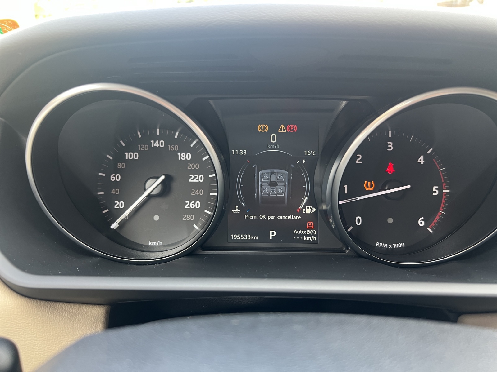 LAND ROVER Range Rover Sport 3.0 TDV6 HSE Automatic-image-21