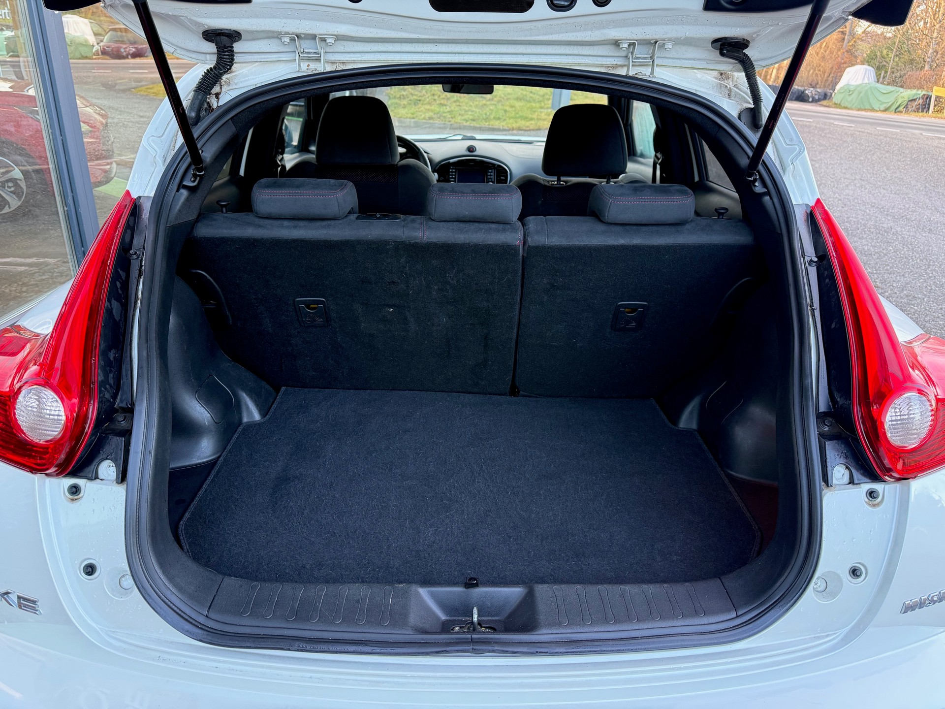 NISSAN Juke 1.6 DIG-T Nismo 4x4 Xtronic M-CVT-image-8
