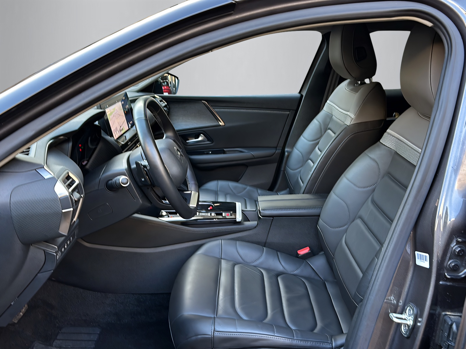 CITROEN C5 X 1.6 Plug-in Hybrid Shine-image-10