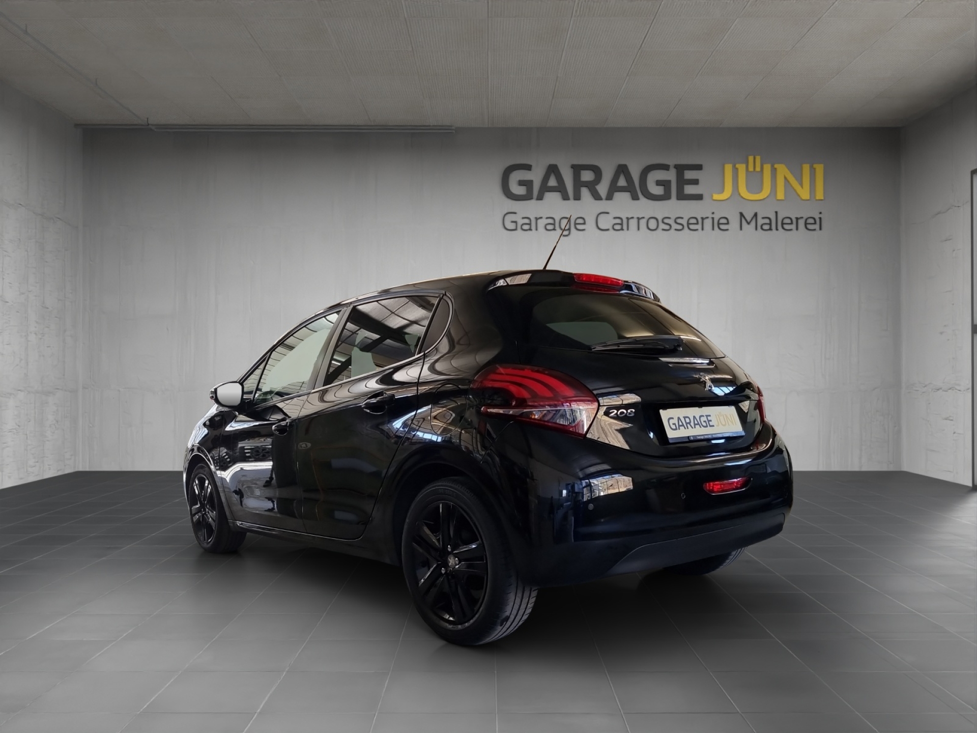 PEUGEOT 208 1.2 PureTech Style S/S-image-3