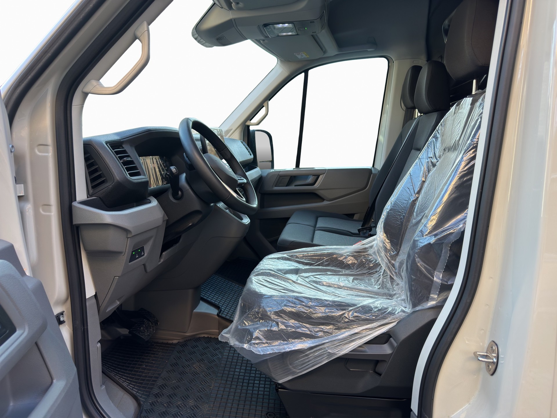 VW CRAFTER L3H3 4x4-image-7