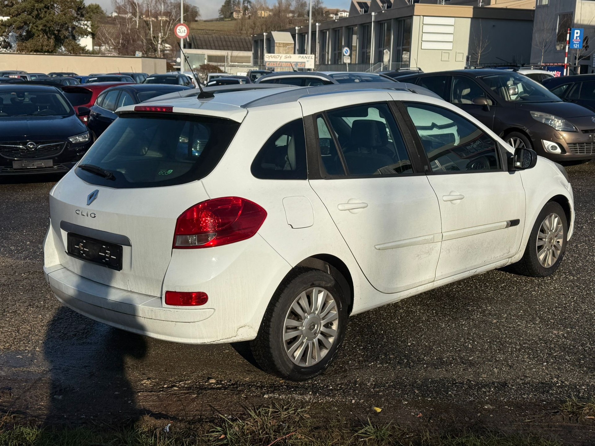 RENAULT Clio Grandtour 1.2 16V Turbo 20th Edition-image-5