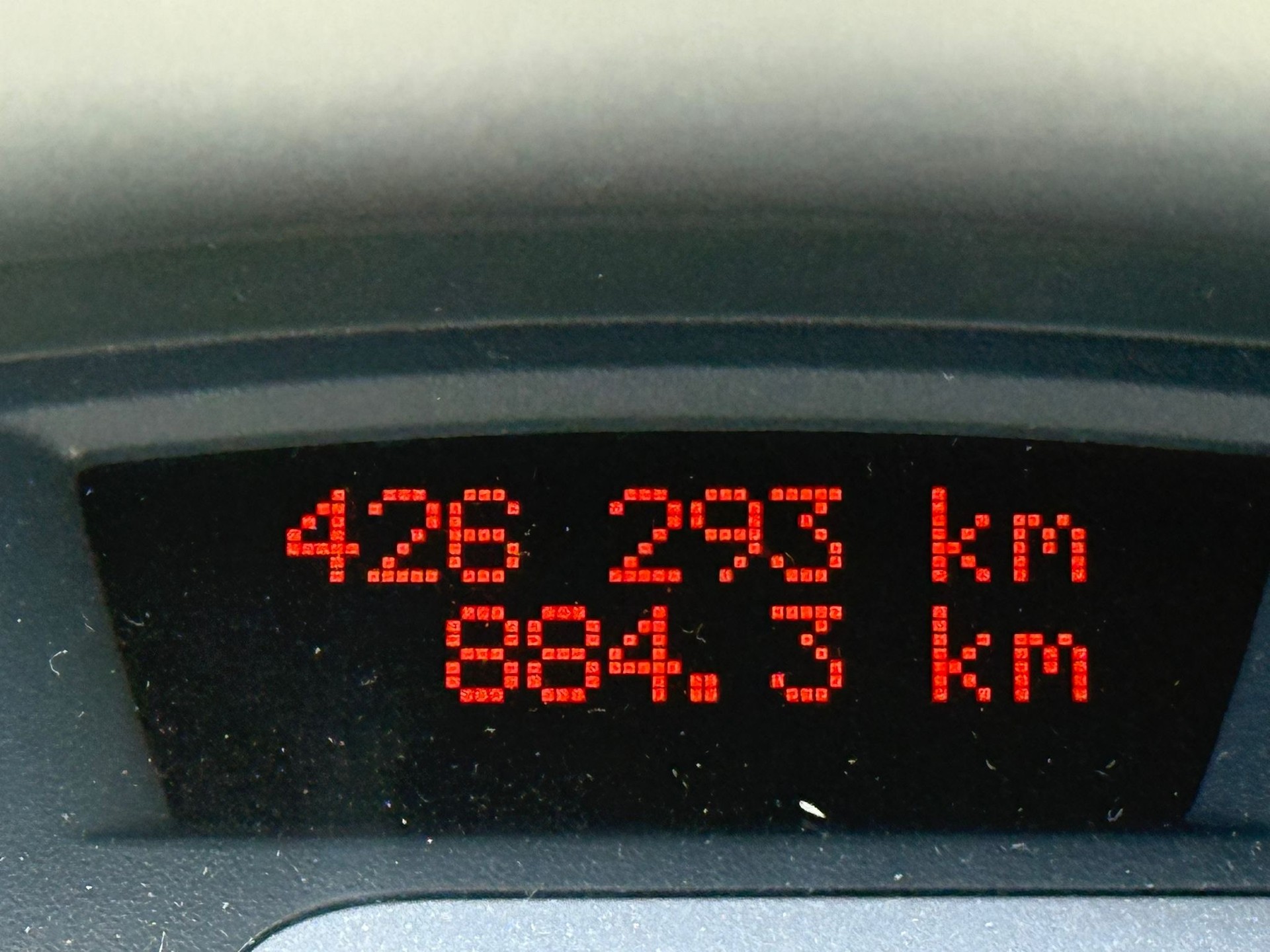 RENAULT Clio Grandtour 1.2 16V Turbo 20th Edition-image-13