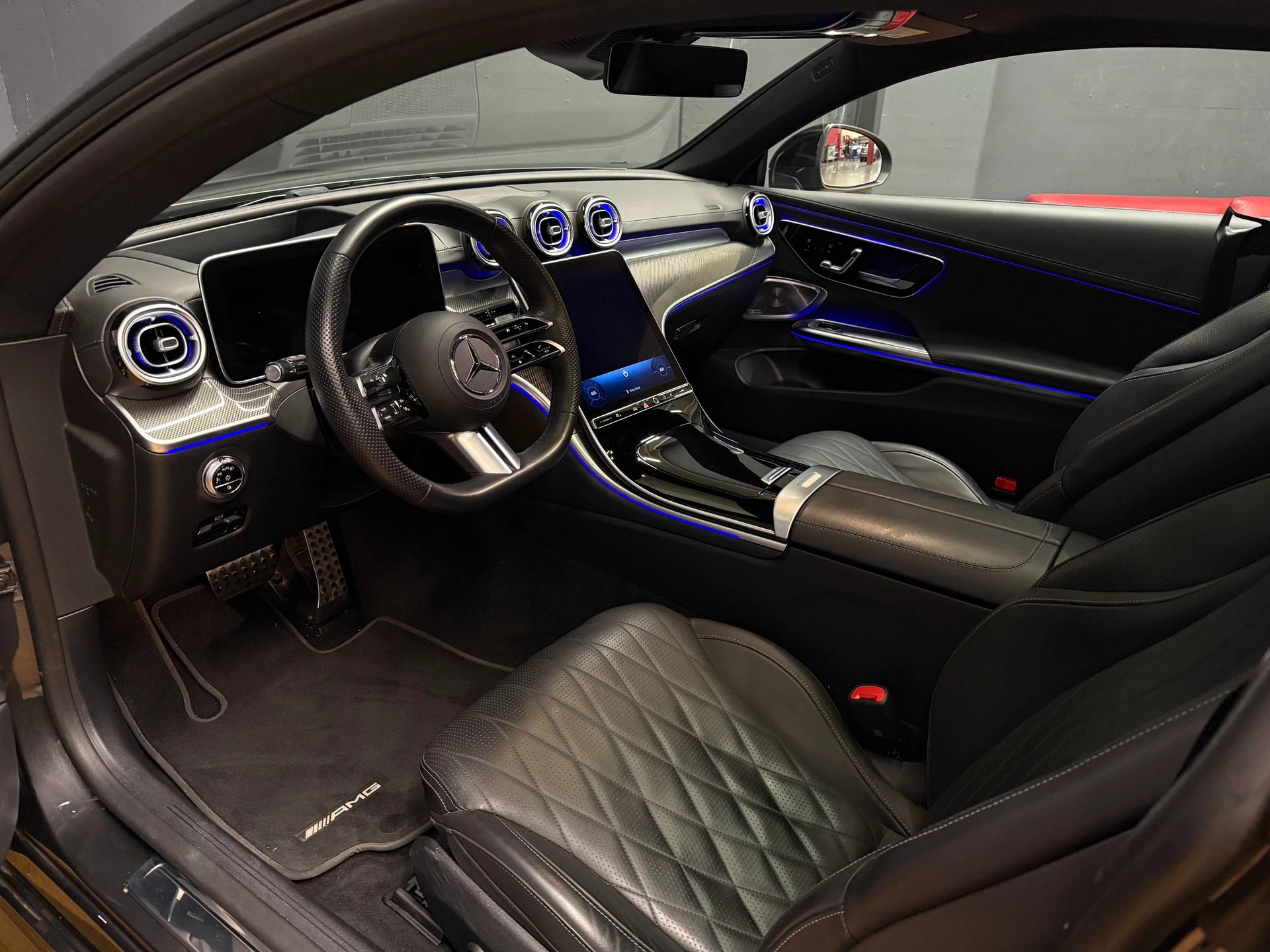 MERCEDES-BENZ CLE 300 4M - Coupé - AMG / DISTRONIC / 360 Grad Kamera / Head-Up Display-image-14