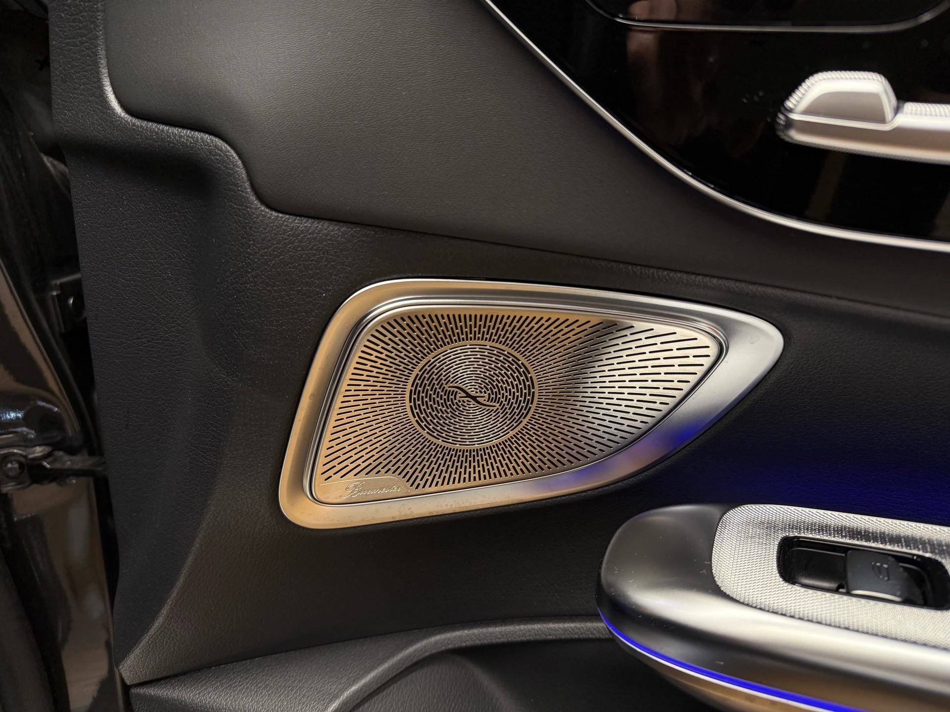 MERCEDES-BENZ CLE 300 4M - Coupé - AMG / DISTRONIC / 360 Grad Kamera / Head-Up Display-image-12