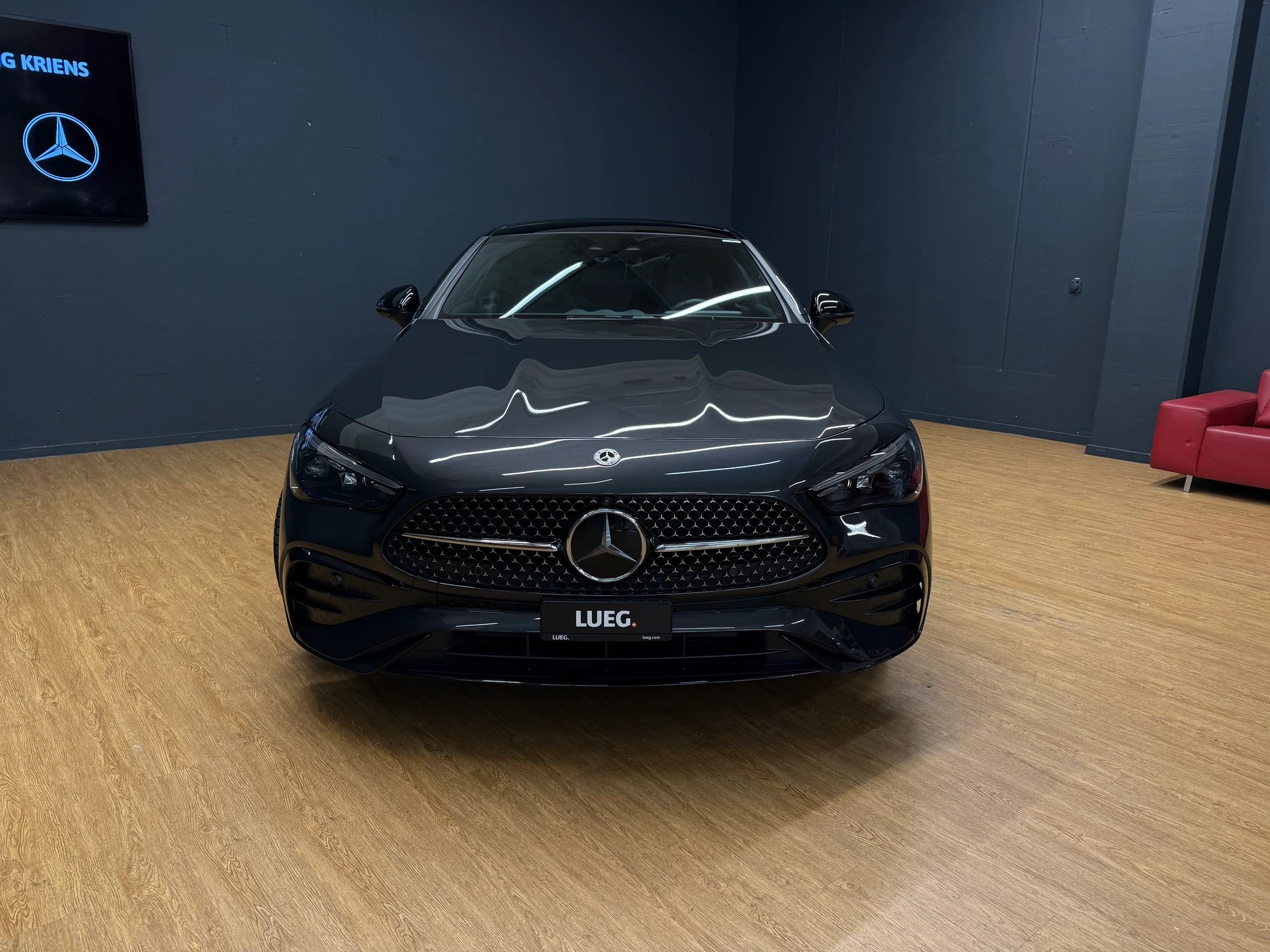 MERCEDES-BENZ CLE 300 4M - Coupé - AMG / DISTRONIC / 360 Grad Kamera / Head-Up Display-image-5