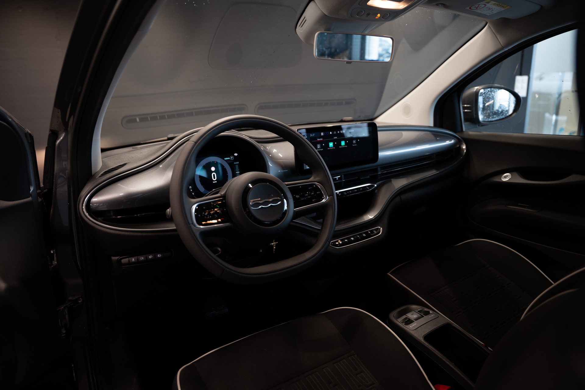 FIAT 500 electric 87 kW Cult-image-4