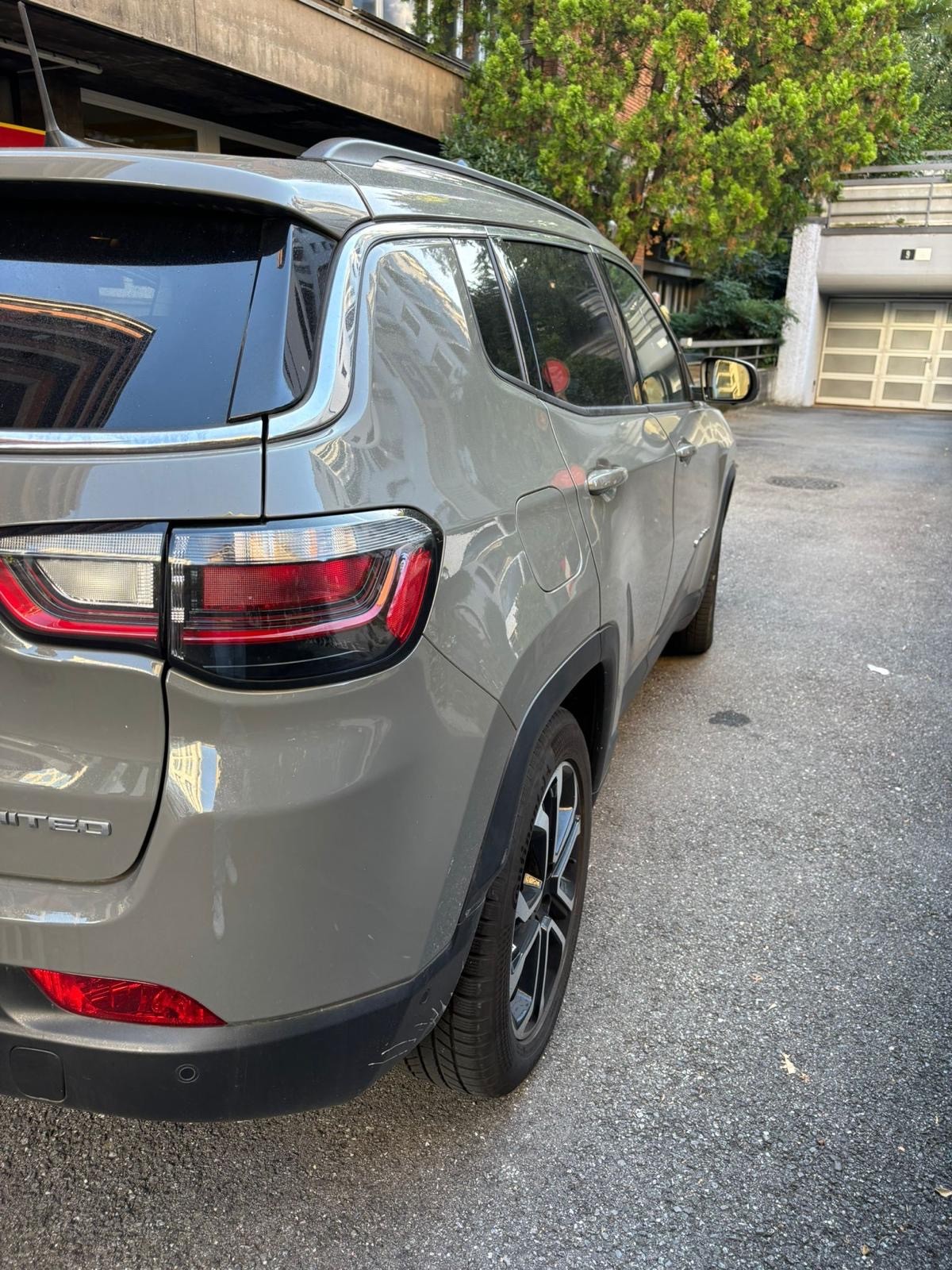 JEEP Compass 4x2 1.3 Limited DKG-image-5