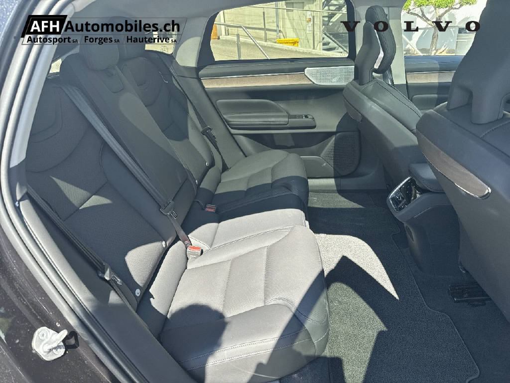 VOLVO ES90 Ultra-image-15