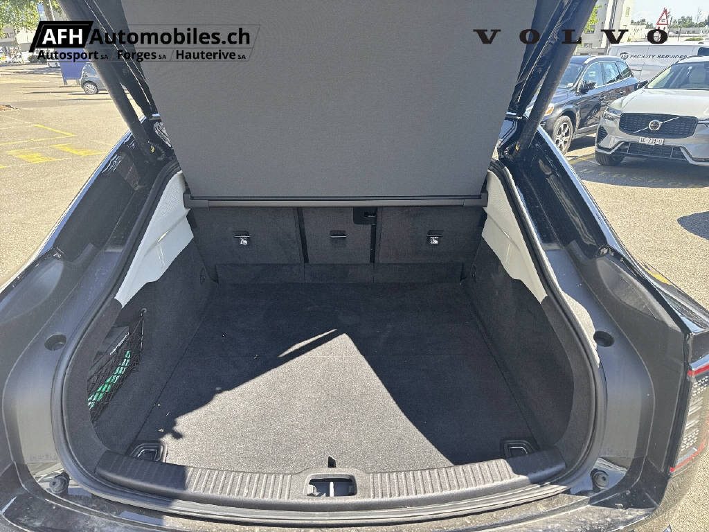 VOLVO ES90 Ultra-image-16