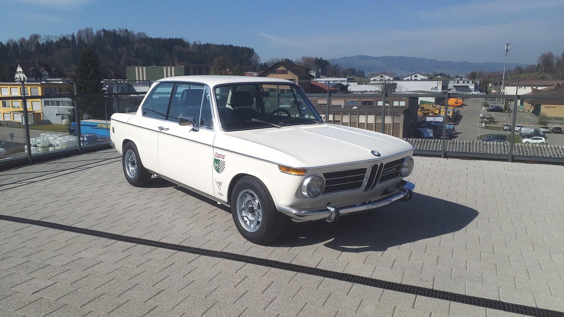 BMW Veteranenfahrzeug-image-0