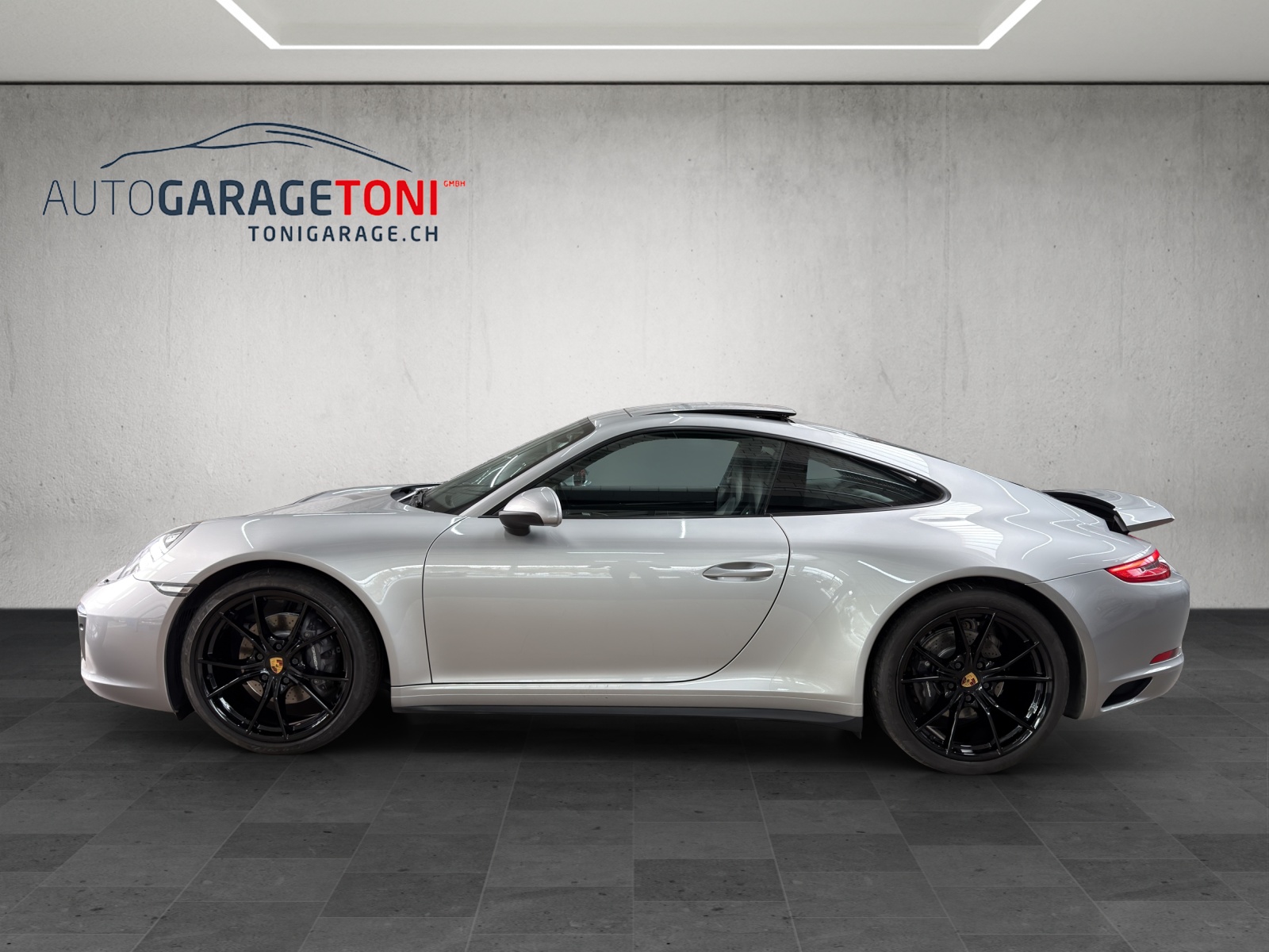 PORSCHE 911 Carrera 4 PDK-showroom-element-3