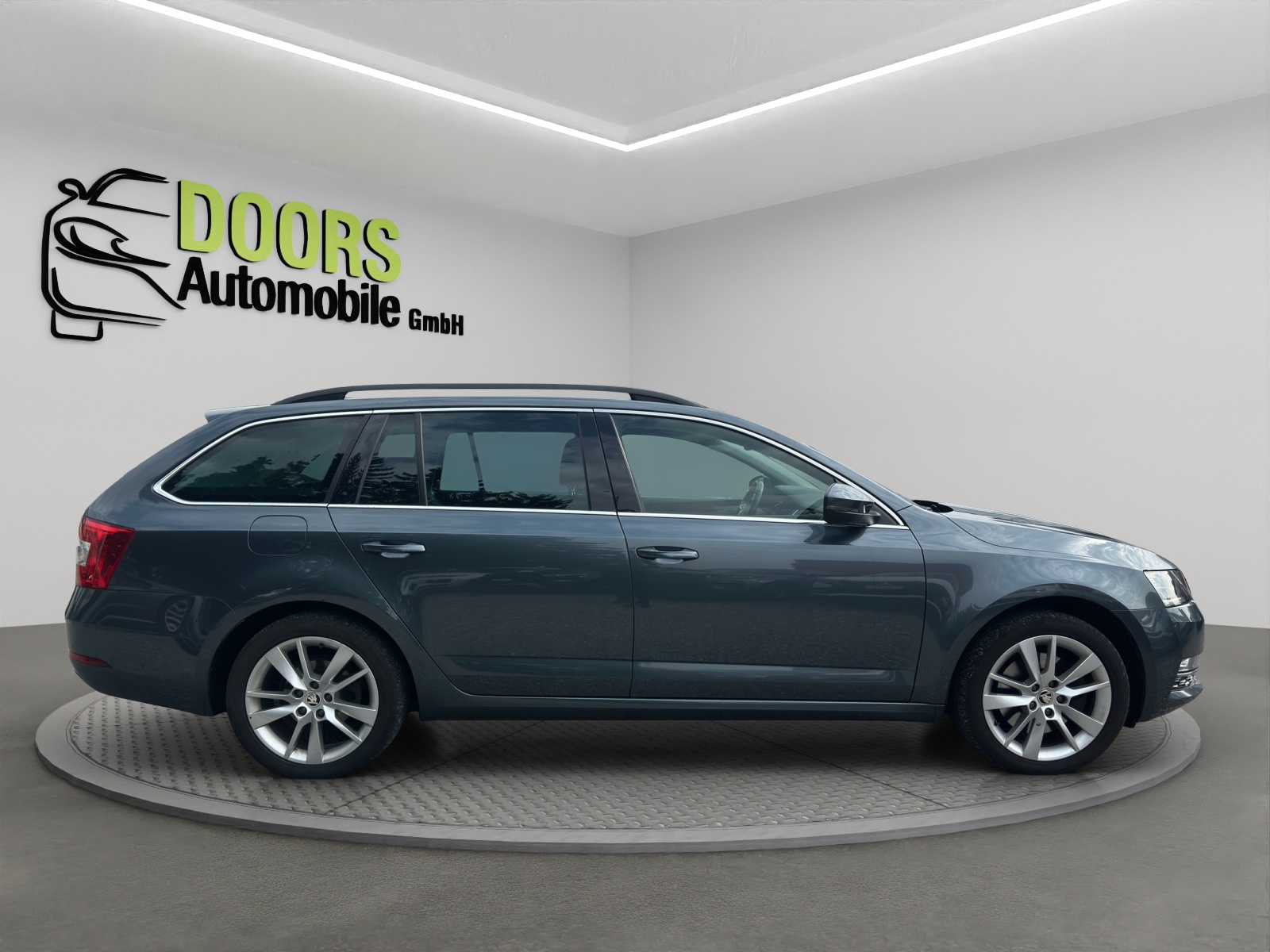 SKODA Octavia Combi 2.0 TSI Ambition 4x4 DSG-image-7
