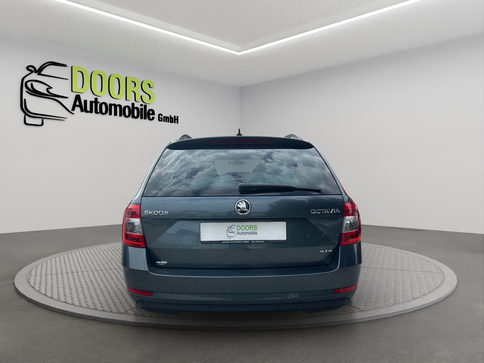 SKODA Octavia Combi 2.0 TSI Ambition 4x4 DSG-image-3